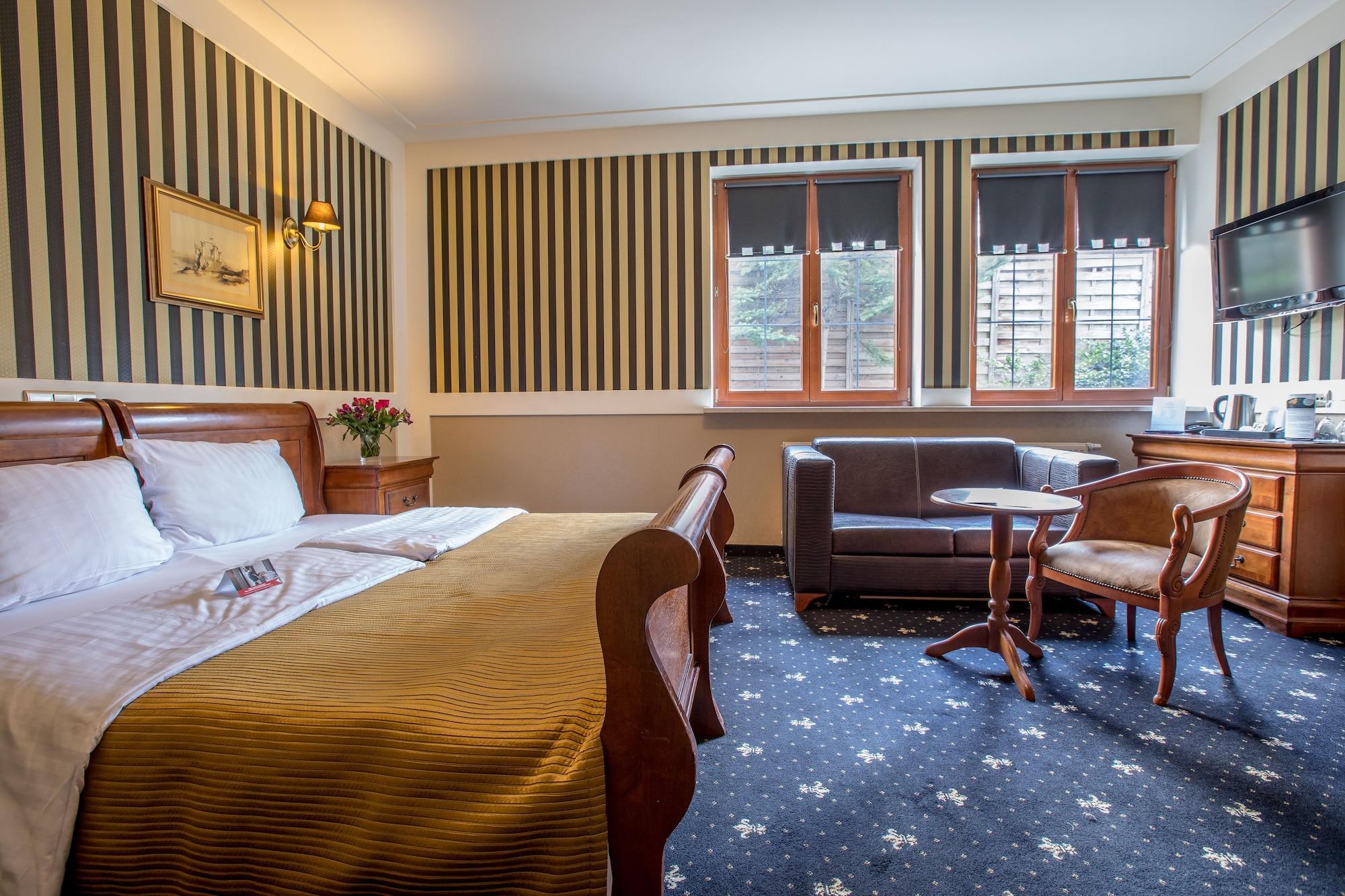 Hotel Diament Bella Notte Katowice - Chorzów Buitenkant foto