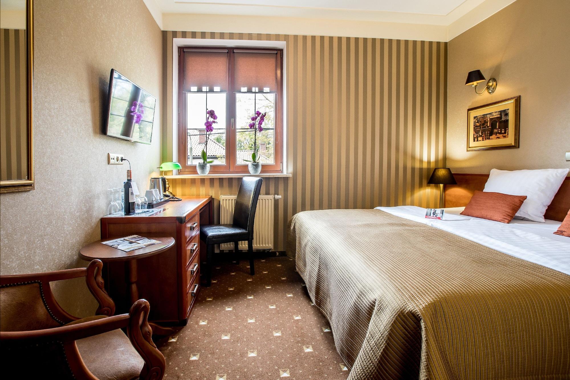 Hotel Diament Bella Notte Katowice - Chorzów Buitenkant foto