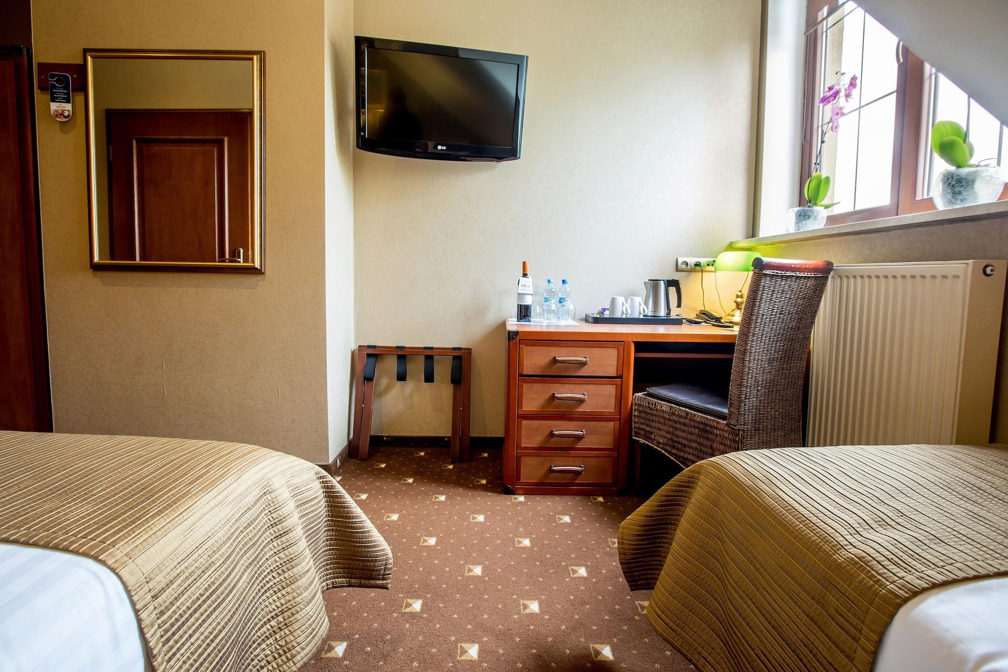 Hotel Diament Bella Notte Katowice - Chorzów Buitenkant foto