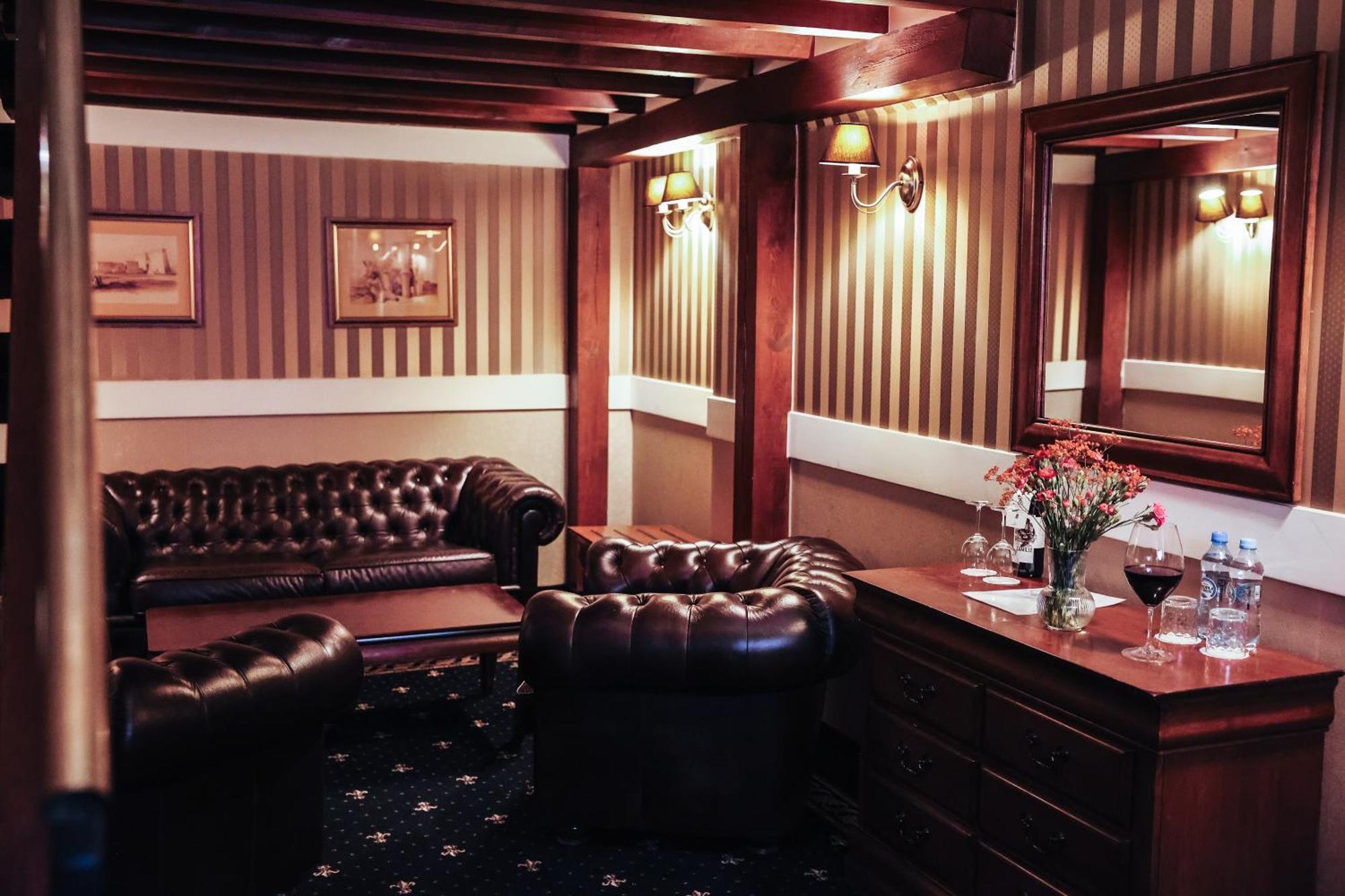 Hotel Diament Bella Notte Katowice - Chorzów Buitenkant foto